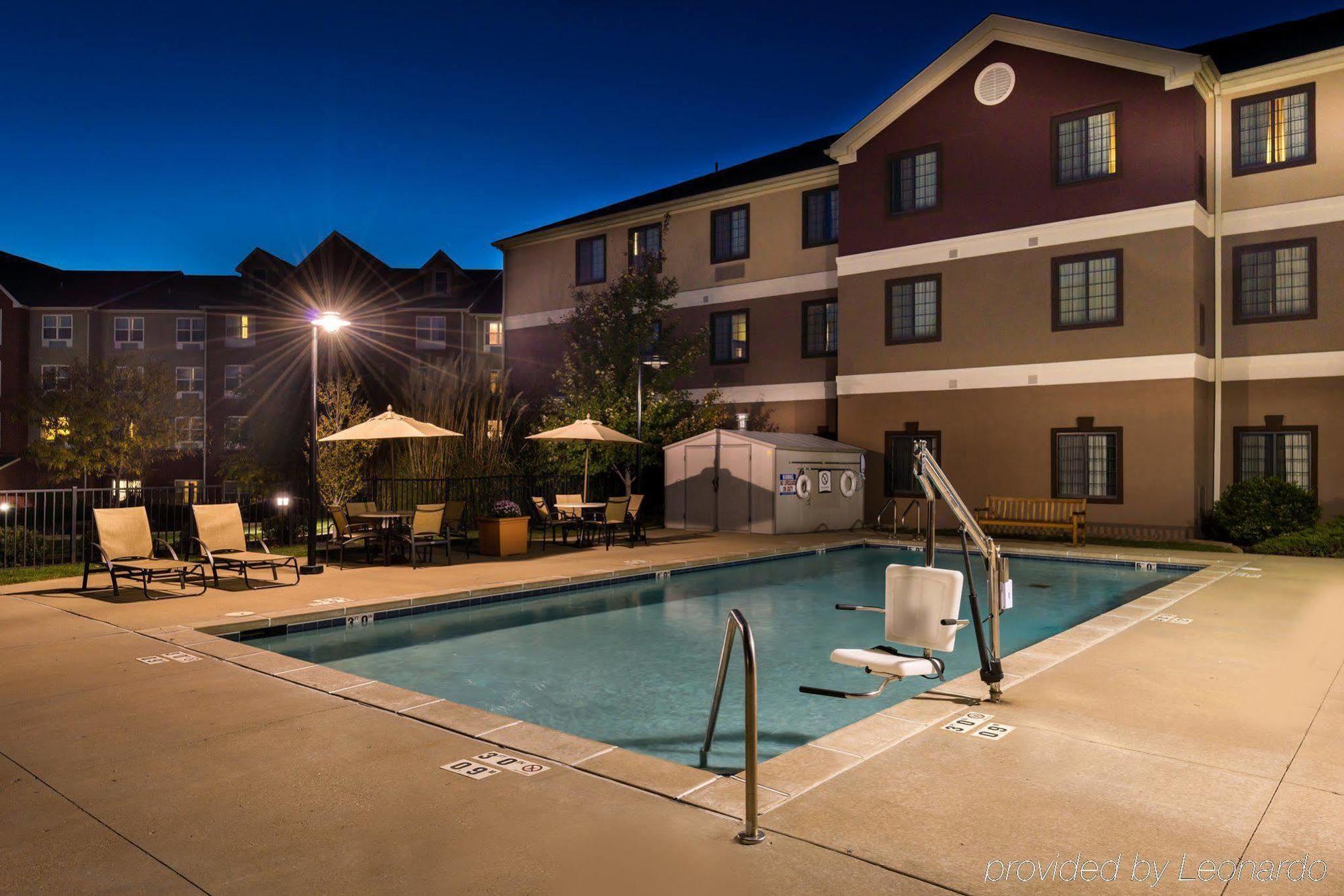 Staybridge Suites O'Fallon Chesterfield By Ihg Exterior foto